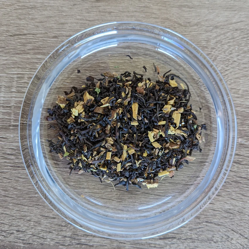 Cha-preto-com-alcacuz